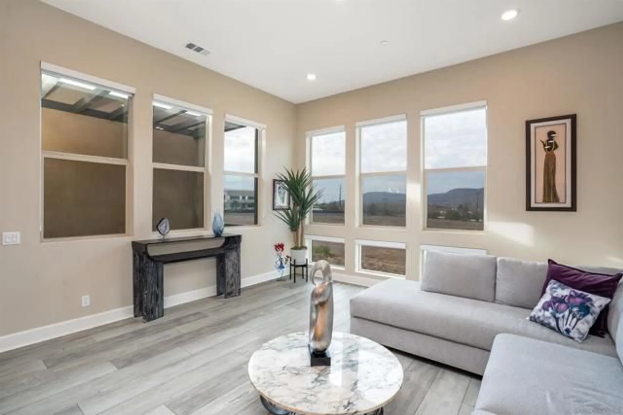 Property Slideshow image 15 of 41 | 16750 coyote bush dr 108, San Diego, CA, 92127