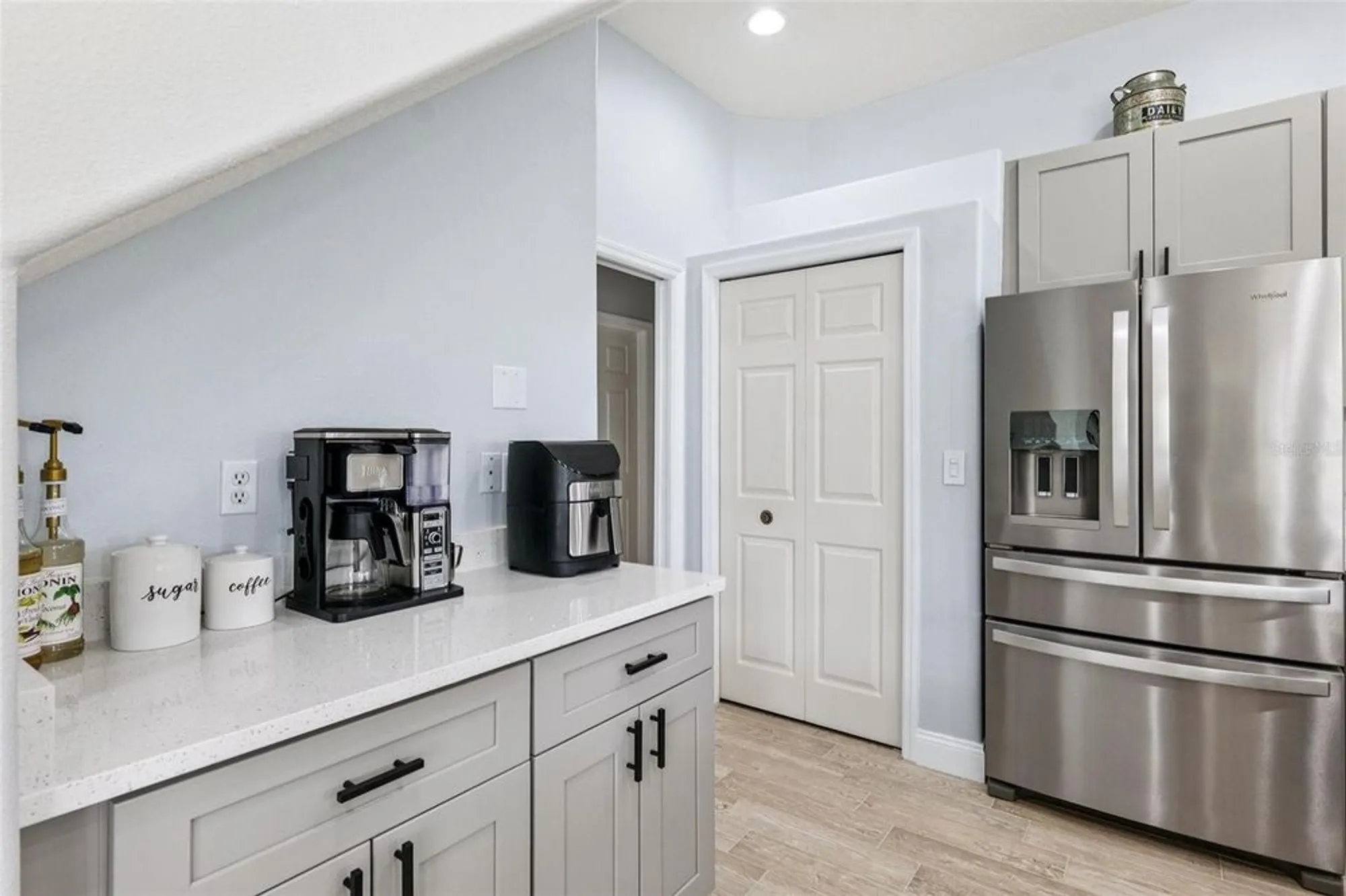 Property Slideshow image 11 of 52 | 13049 thoroughbred dr, Dade City, FL, 33525