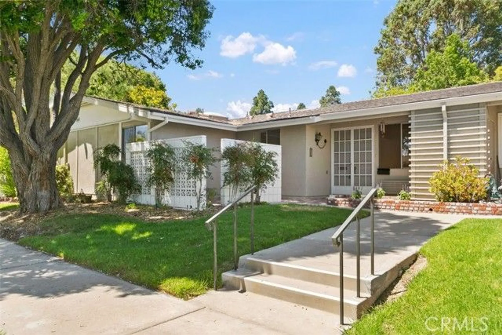 Property Slideshow image 2 of 33 | 386 avenida castilla c, Laguna Woods, CA, 92637