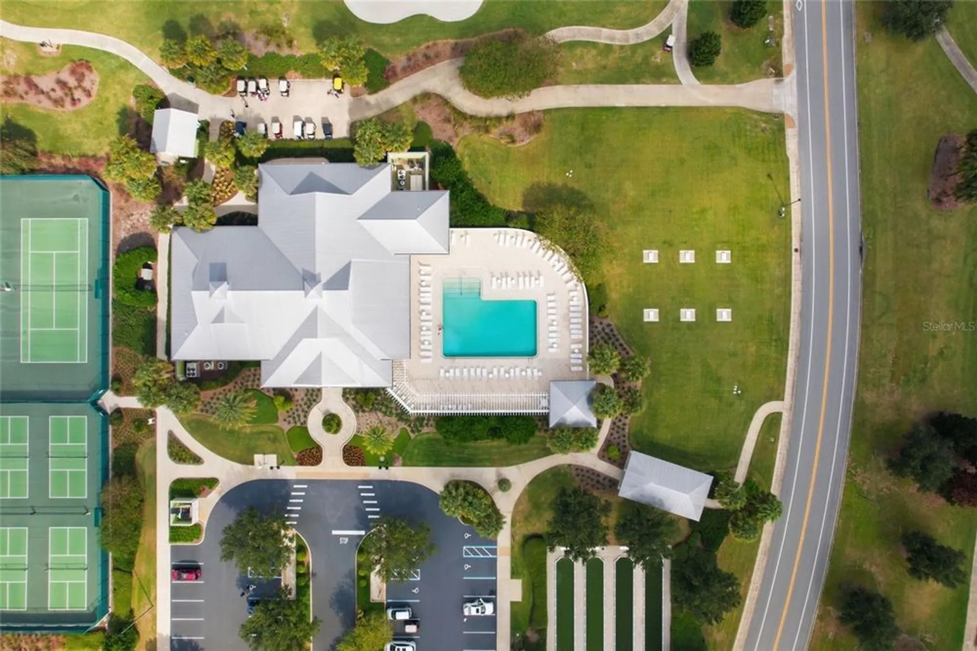 Property Slideshow image 35 of 38 | 1923 useppa oaks ln, The Villages, FL, 32163