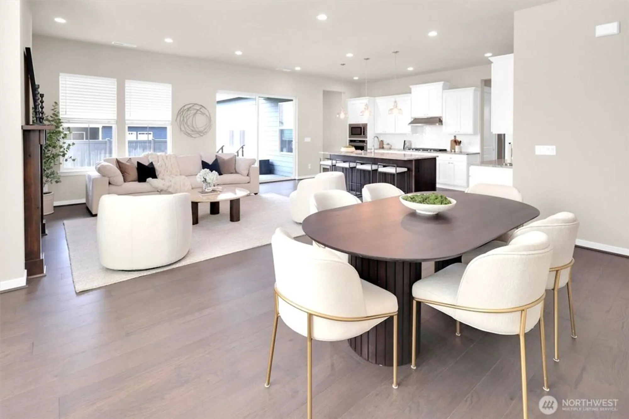 Property Slideshow image 4 of 39 | 23612 se aspen st, Black Diamond, WA, 98010