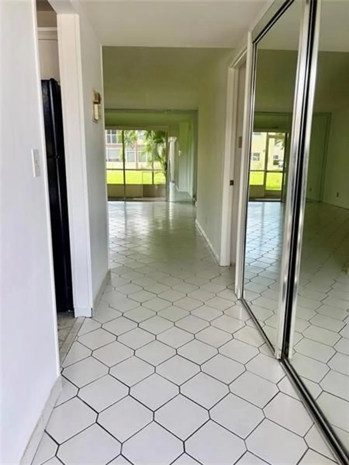 Property Slideshow image 28 of 32 | 7600 nw 5th pl apt 102, Margate, FL, 33063