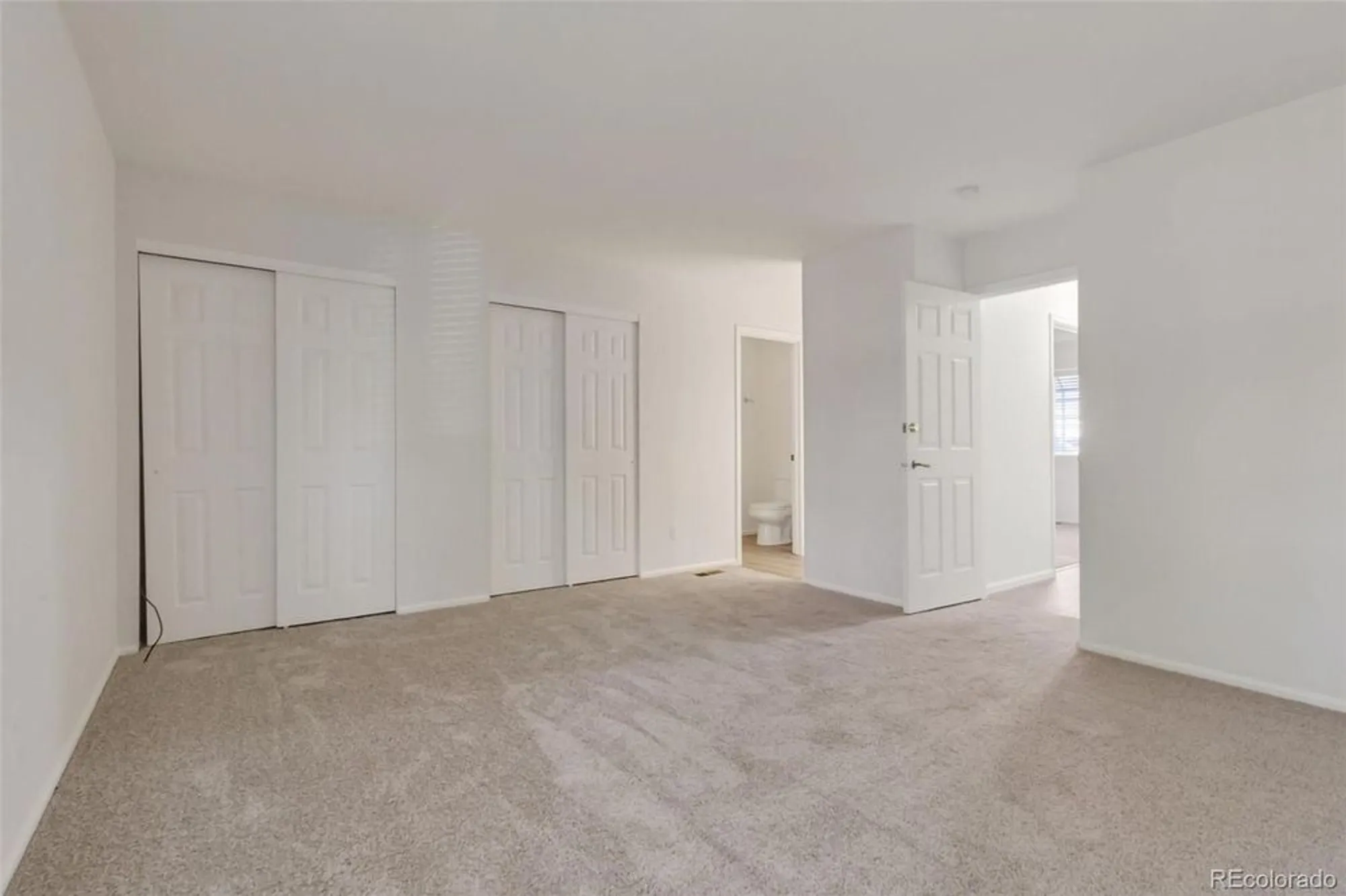 Property Slideshow image 16 of 49 | 13886 e linvale pl, Aurora, CO, 80014