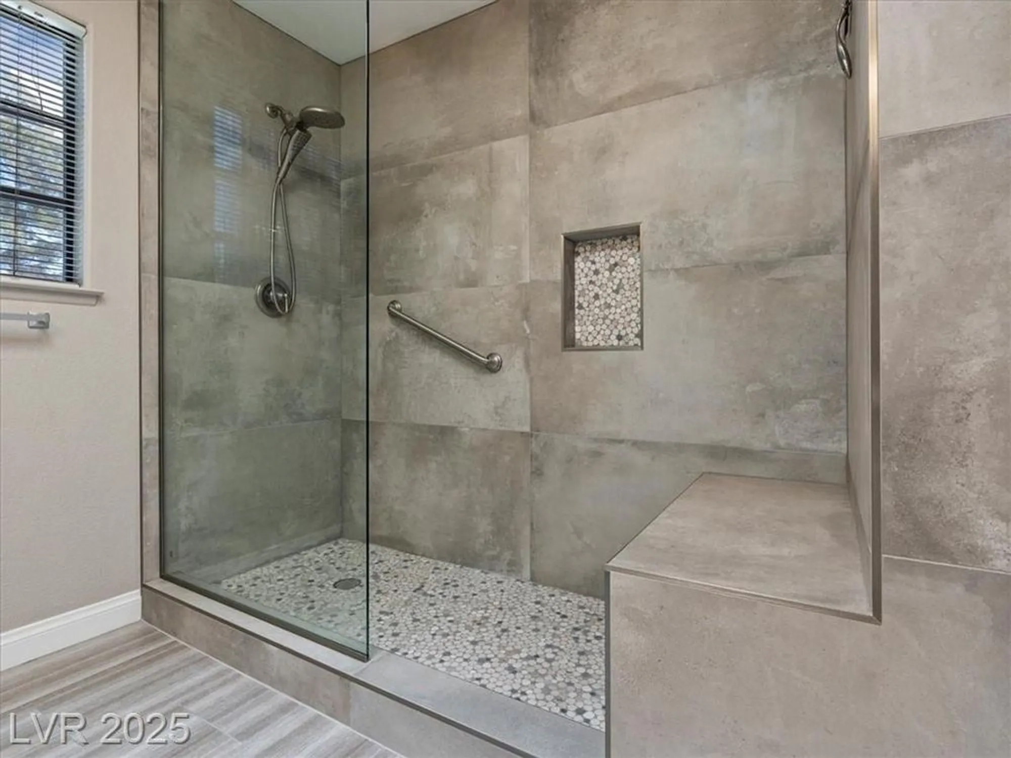 Property Slideshow image 4 of 43 | 2851 s valley view blvd unit 1130, Las Vegas, NV, 89102