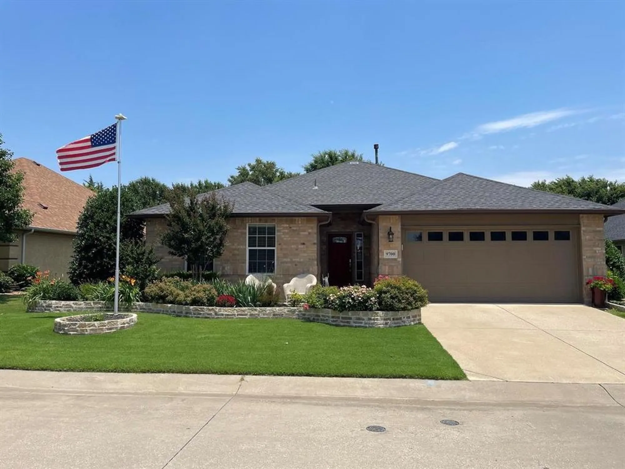 Property Slideshow image 2 of 22 | 9700 applewood trl, Denton, TX, 76207