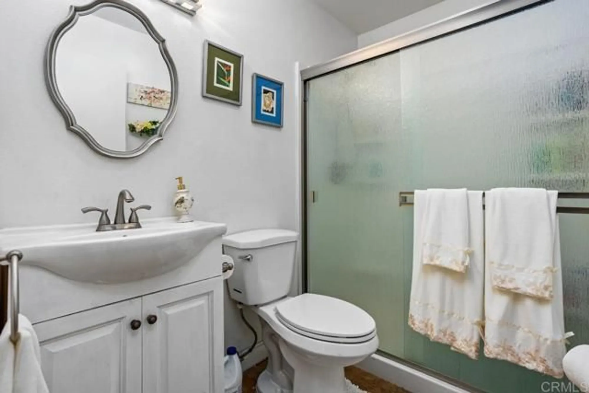 Property Slideshow image 14 of 31 | 204 summerside ln, Encinitas, CA, 92024