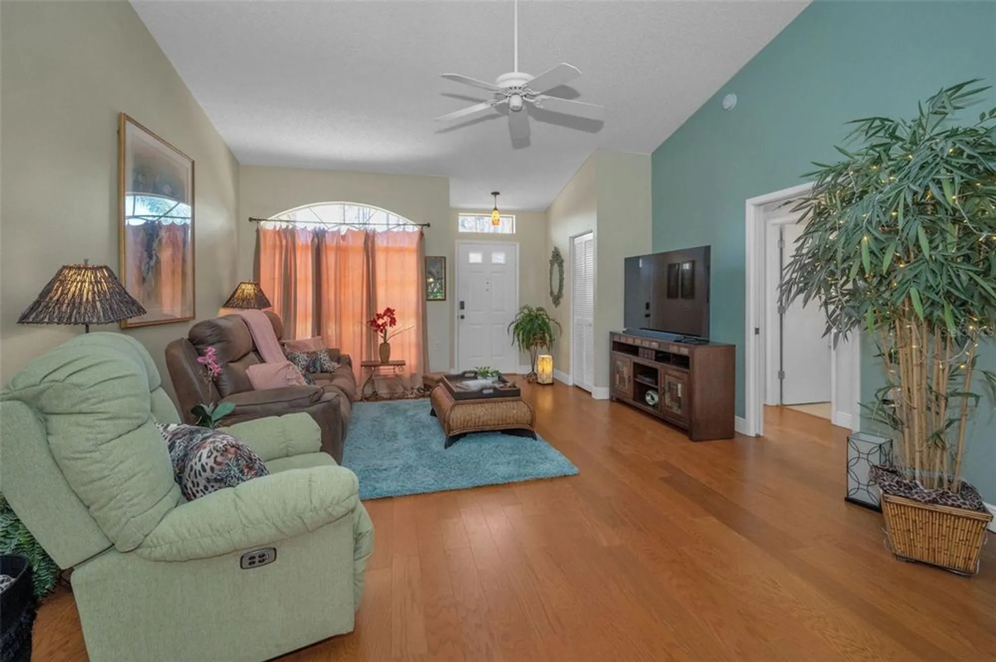 Property Slideshow image 11 of 81 | 9713 sweeping view dr, New Port Richey, FL, 34655