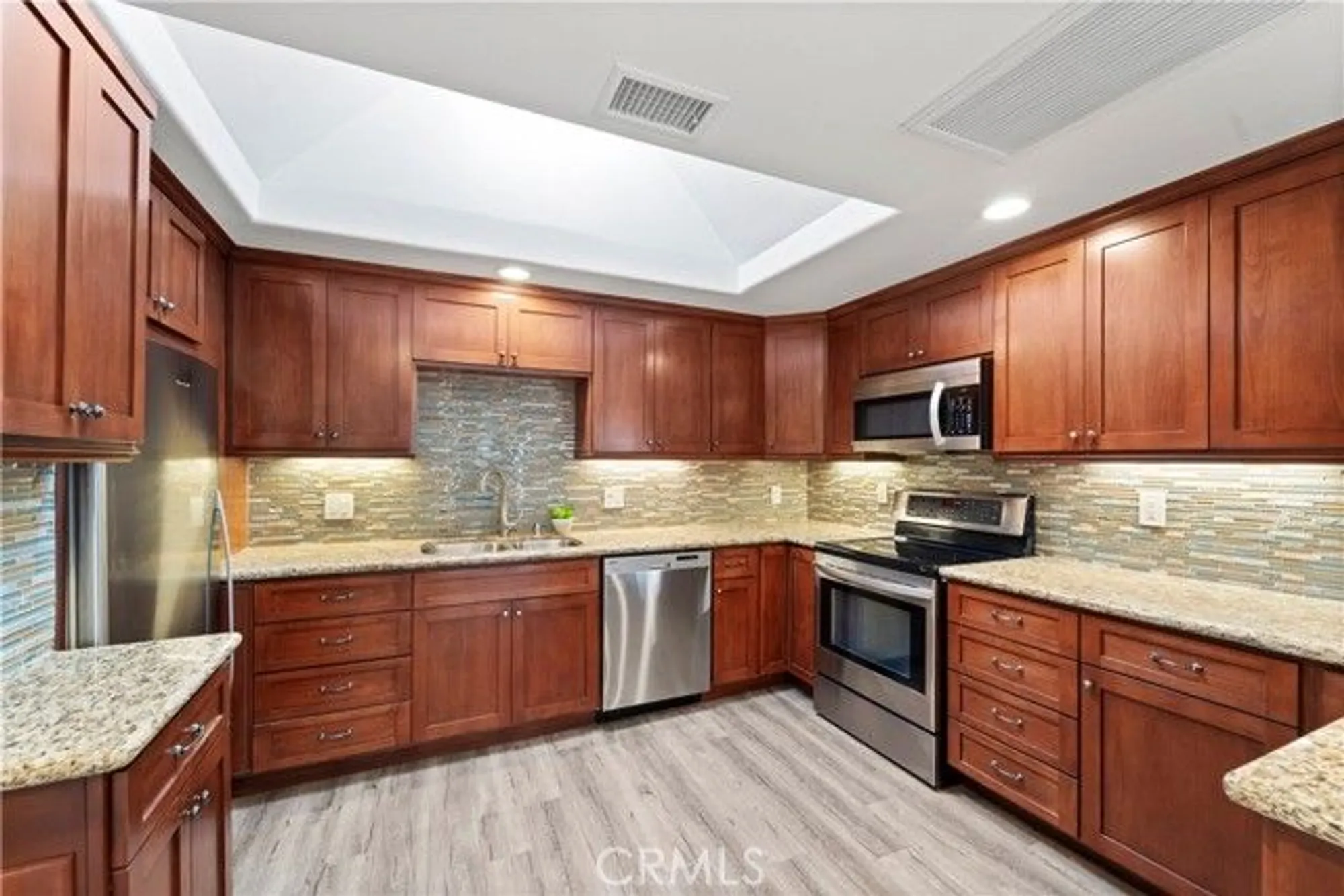 Property Slideshow image 16 of 30 | 13881 thunderbird dr apt 63g, Seal Beach, CA, 90740
