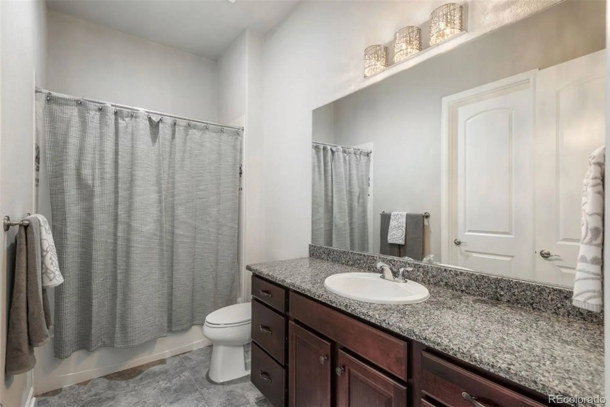 Property Slideshow image 21 of 33 | 23130 e del norte cir, Aurora, CO, 80016