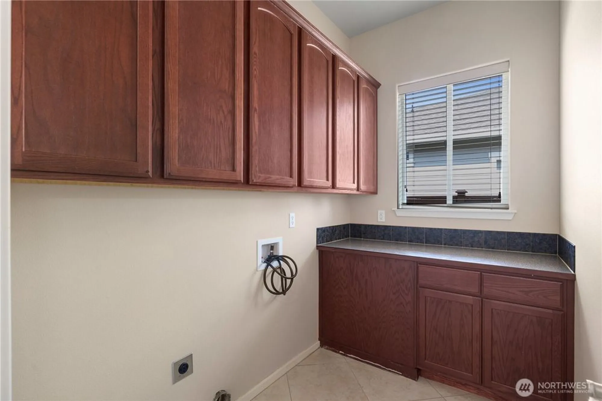 Property Slideshow image 25 of 40 | 4212 vashon dr, Lacey, WA, 98516