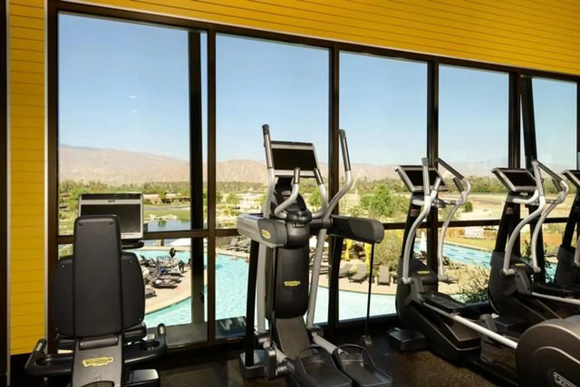 Property Slideshow image 24 of 26 | 82440 crane dr, Indio, CA, 92201