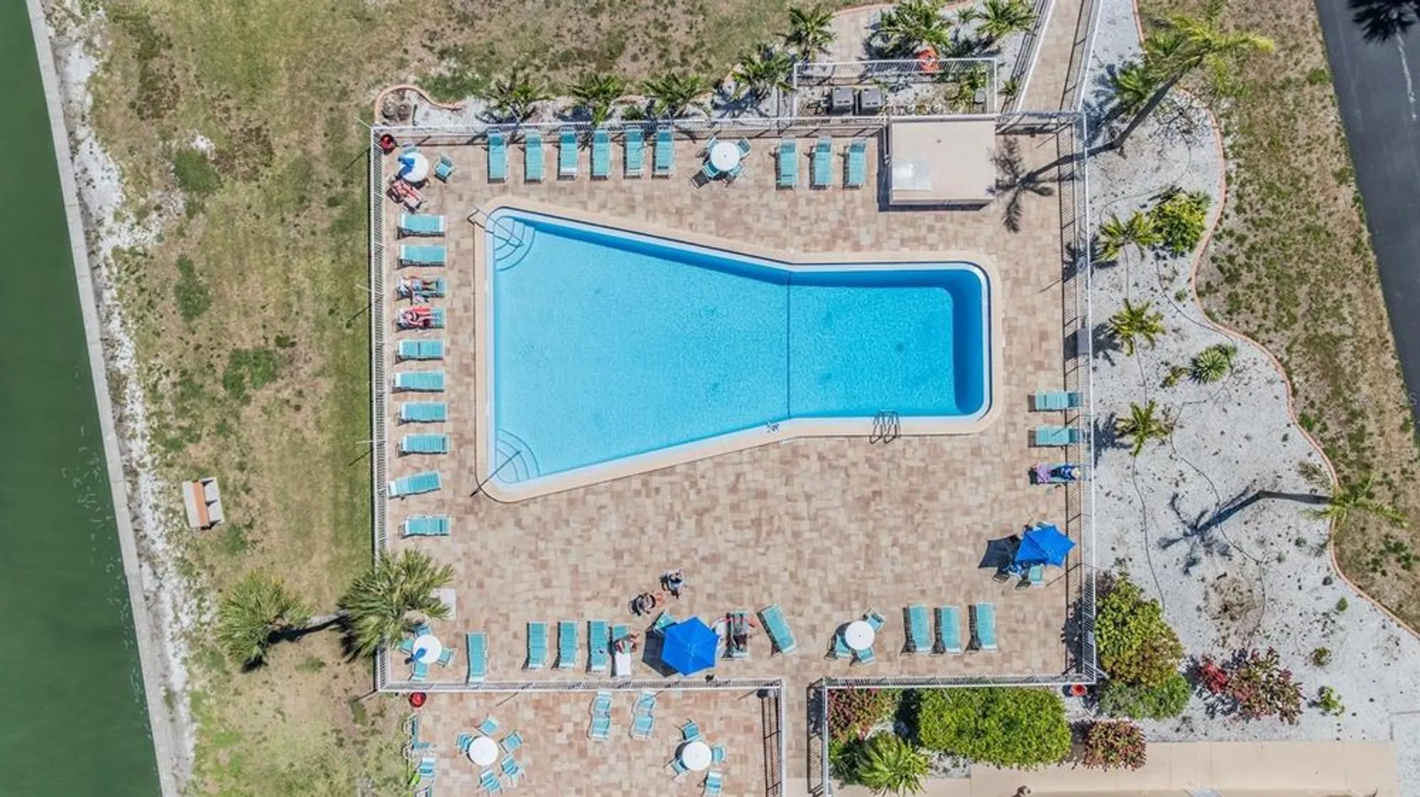 Property Slideshow image 42 of 64 | 7 elgin pl apt 202, Dunedin, FL, 34698