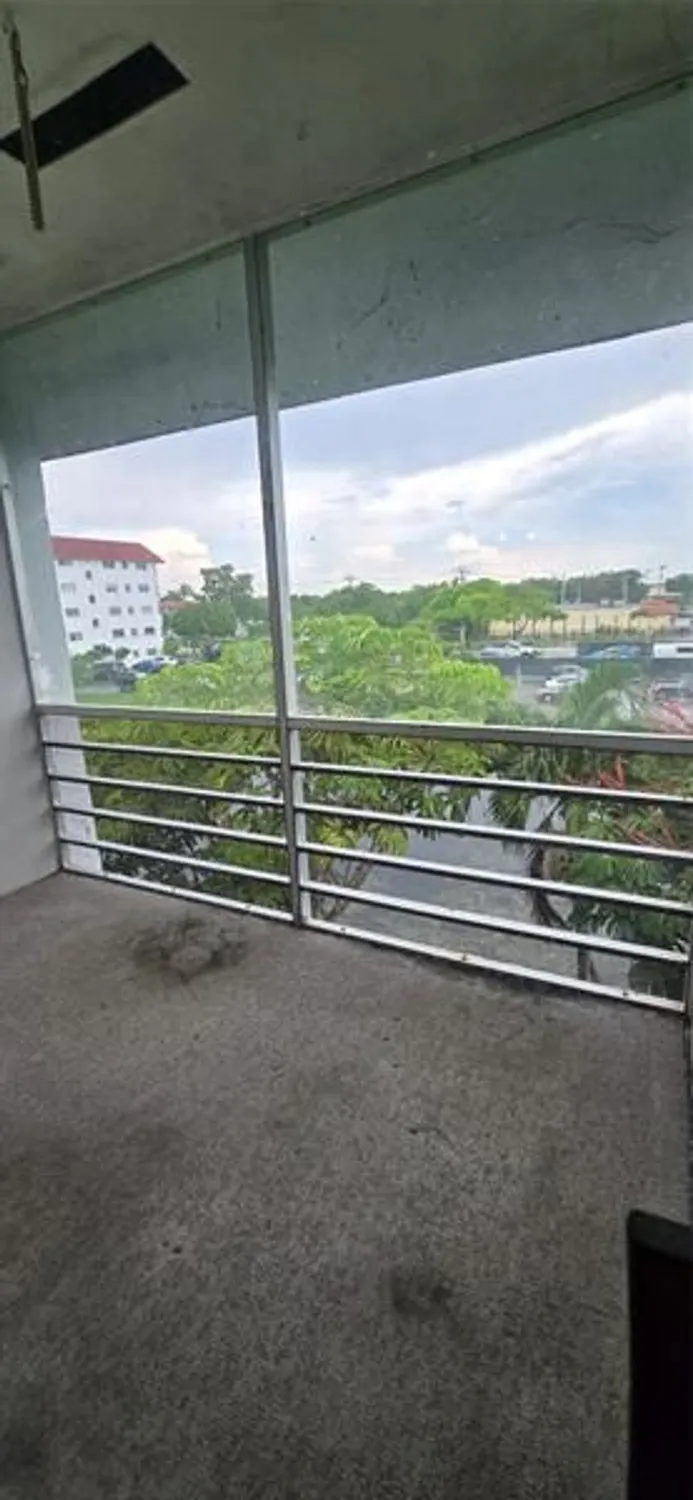 Property Slideshow image 16 of 26 | 4880 nw 22nd st 309, Lauderhill, FL, 33313