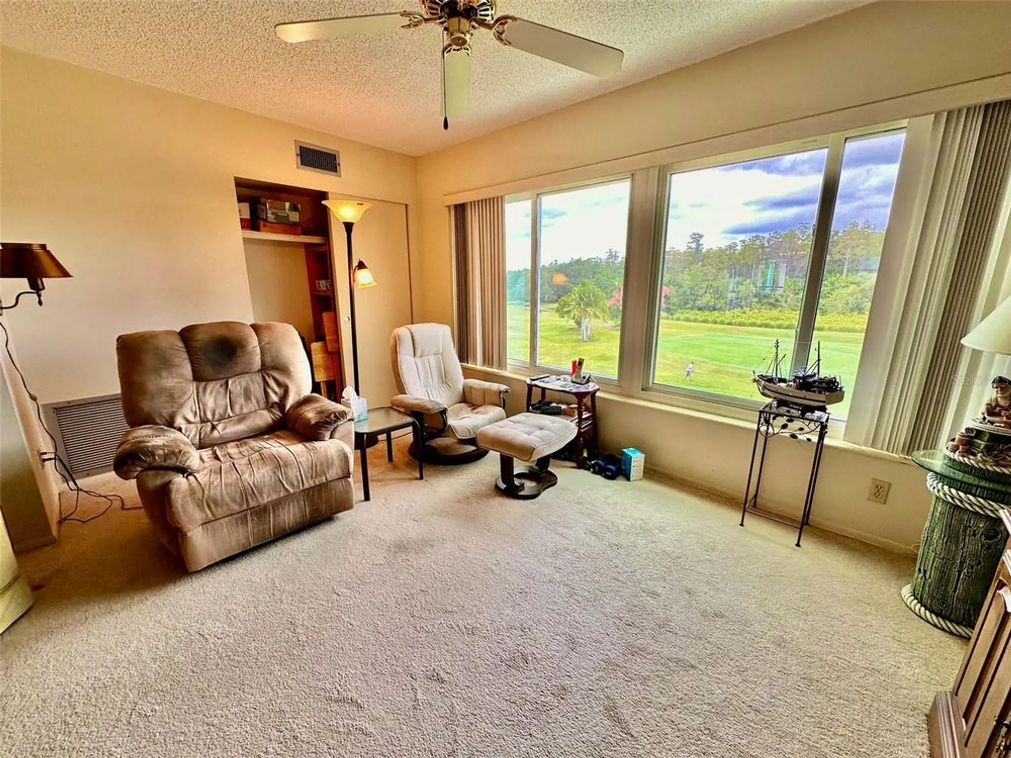 Property Slideshow image 18 of 39 | 2460 franciscan dr 94, Clearwater, FL, 33763