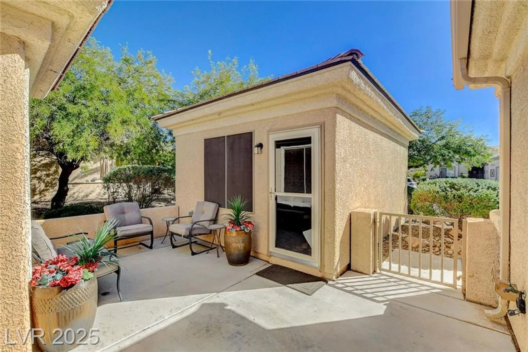 Property Slideshow image 3 of 64 | 7873 broadwing dr, North Las Vegas, NV, 89084