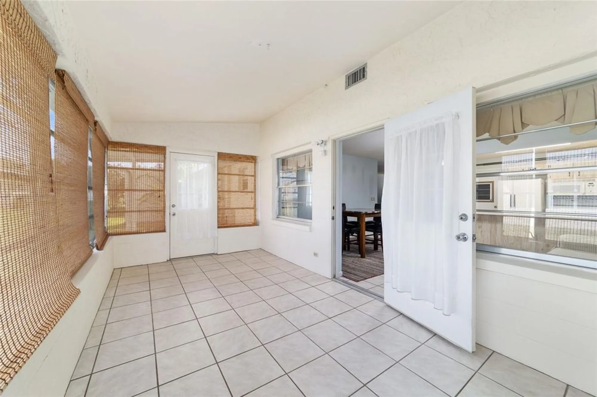 Property Slideshow image 12 of 23 | 8635 sw 95th st b, Ocala, FL, 34481