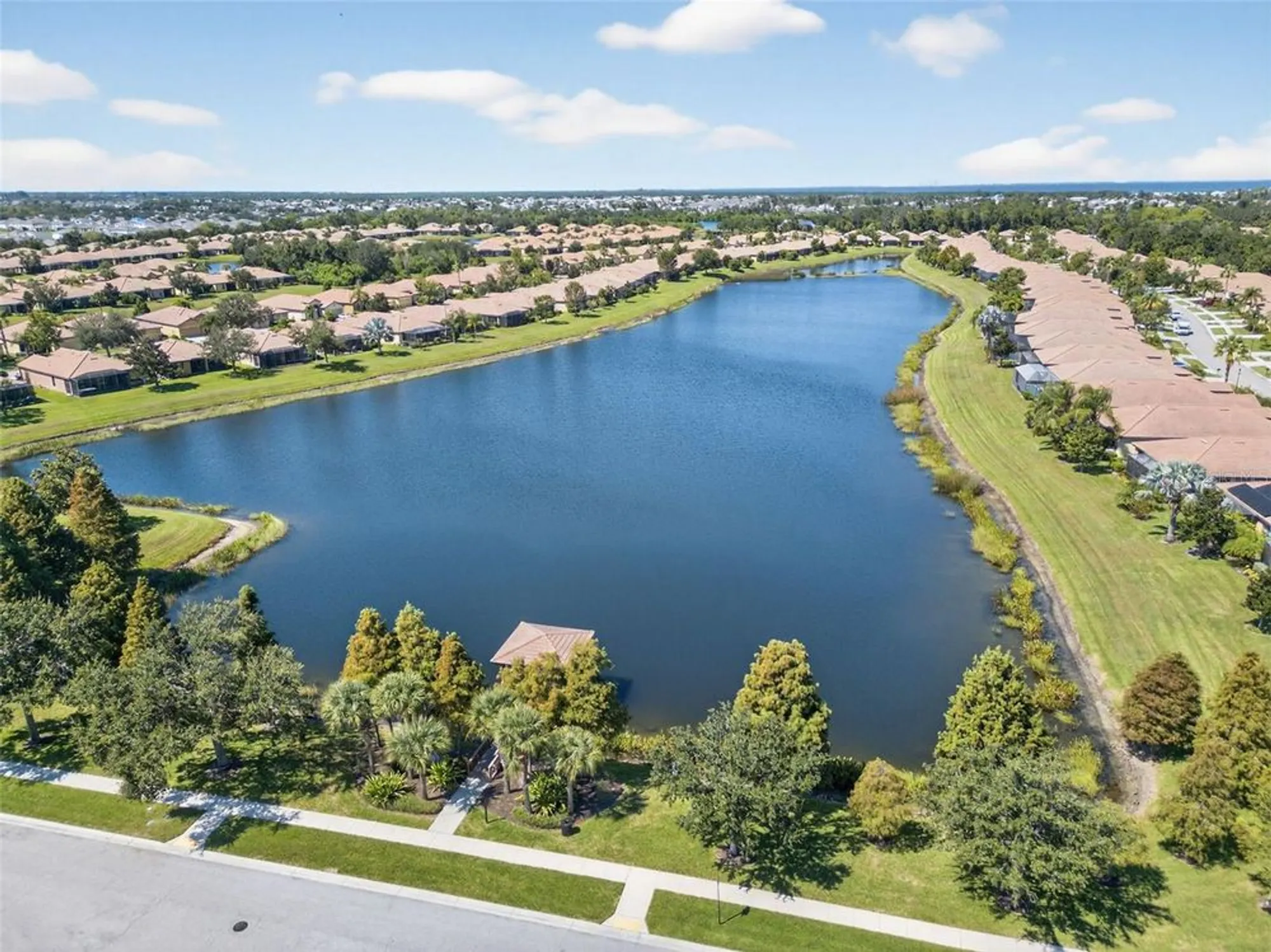 Property Slideshow image 50 of 55 | 359 laurel falls dr, Apollo Beach, FL, 33572