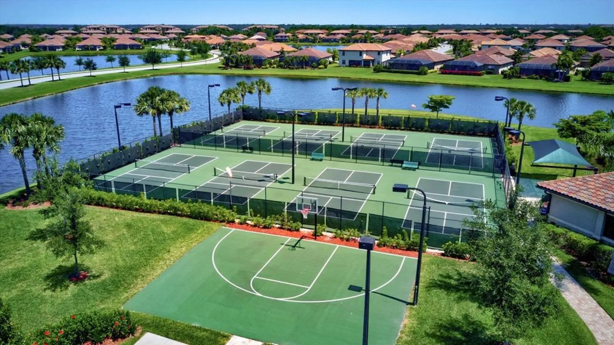 Property Slideshow image 45 of 92 | 6870 willowshire way, Bradenton, FL, 34212