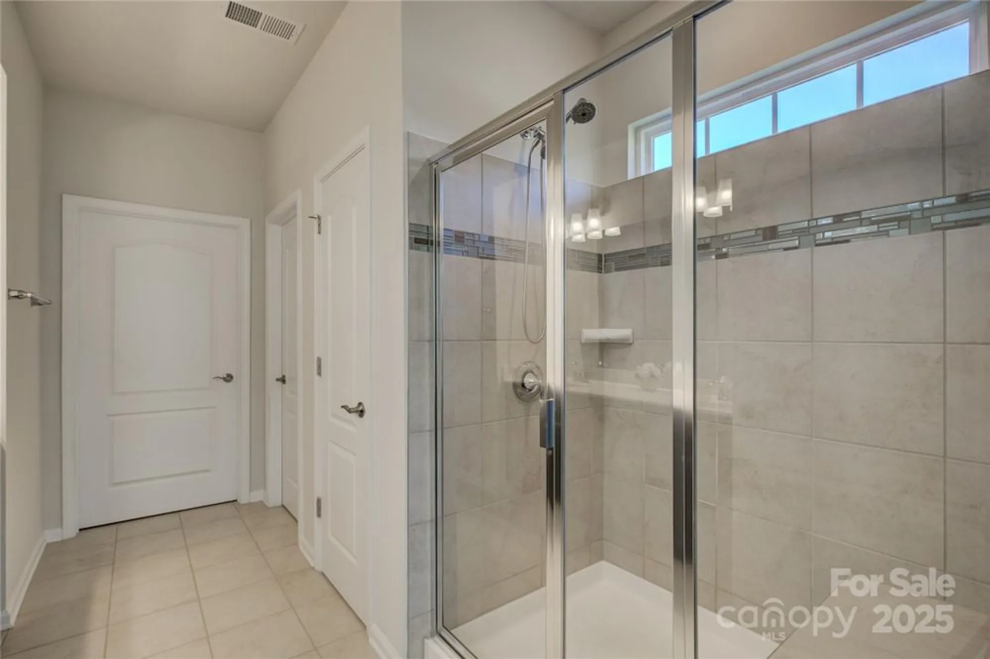Property Slideshow image 26 of 48 | 15429 topanga dr, Charlotte, NC, 28278