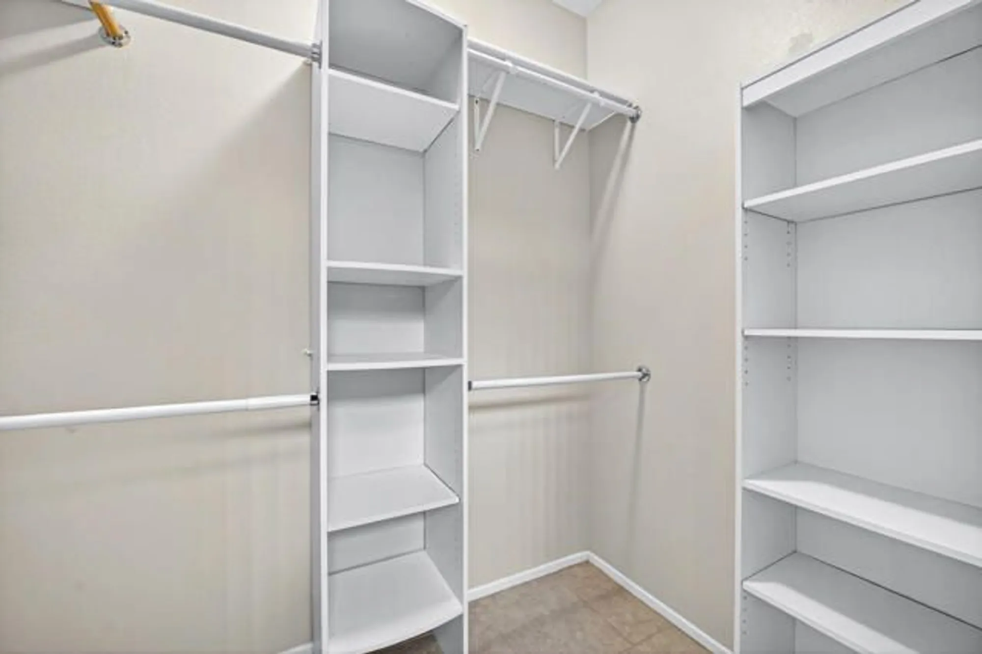 Property Slideshow image 15 of 40 | 78350 prairie flower dr, Palm Desert, CA, 92211