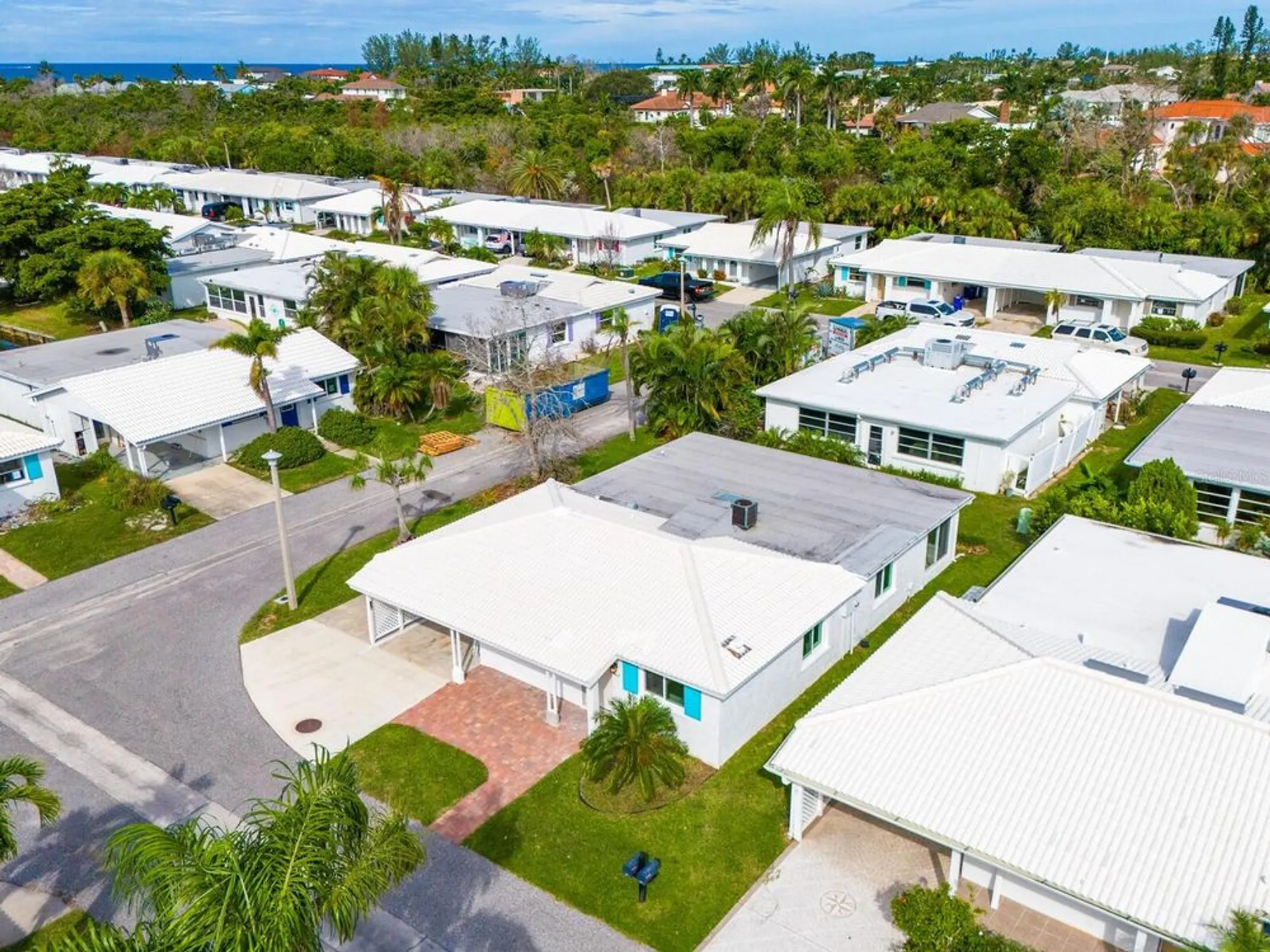 Property Slideshow image 5 of 41 | 667 el centro, Longboat Key, FL, 34228