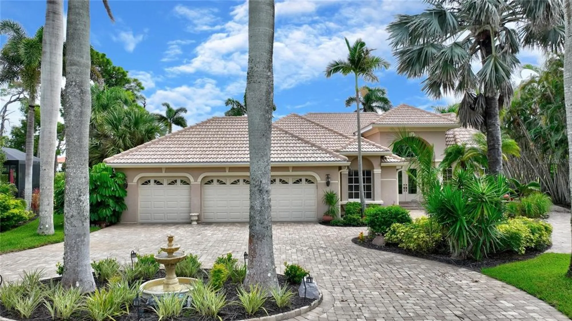 Property Slideshow image 2 of 44 | 6030 key largo cir, Punta Gorda, FL, 33955