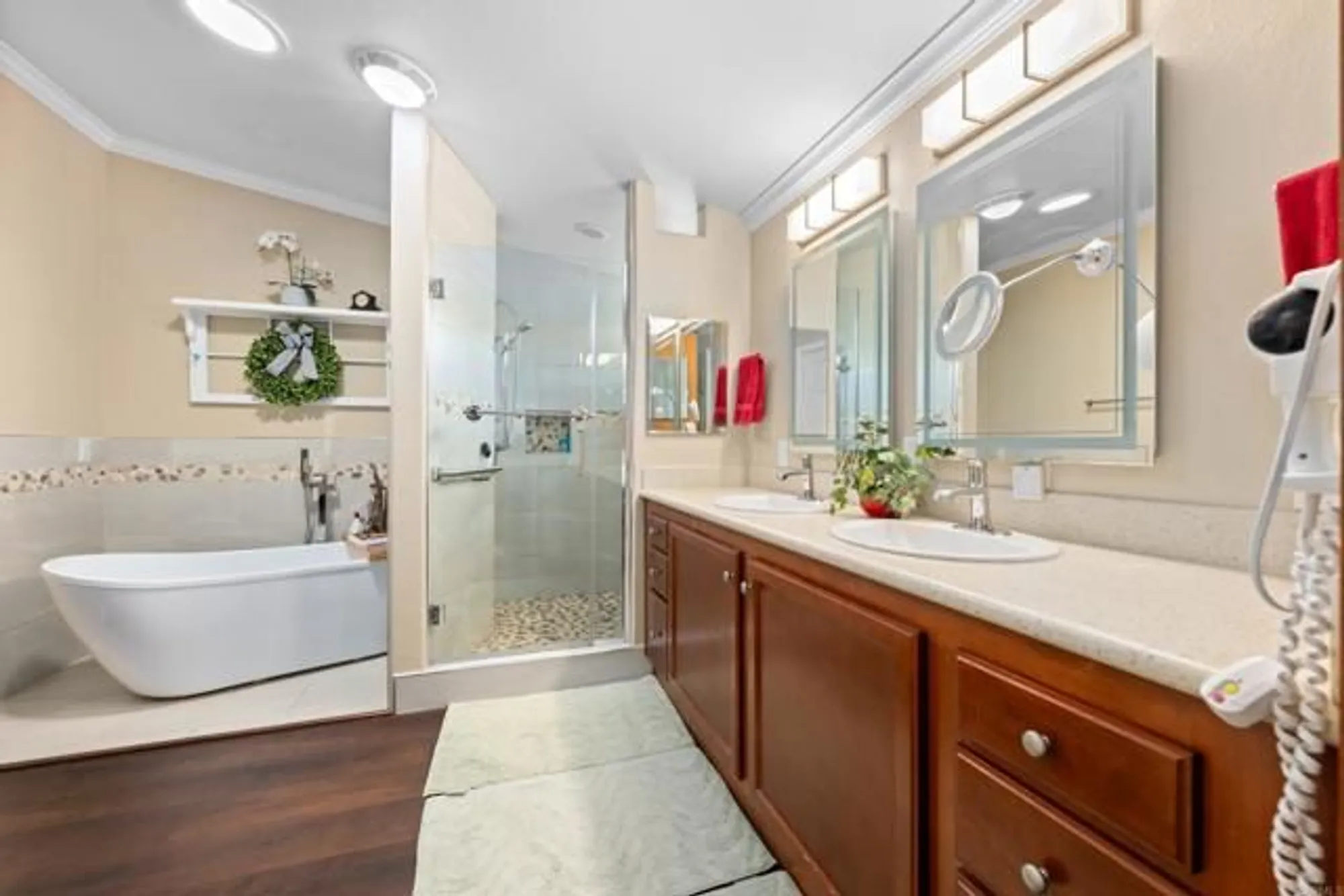 Property Slideshow image 13 of 23 | 5132 don rodolfo dr, Carlsbad, CA, 92010