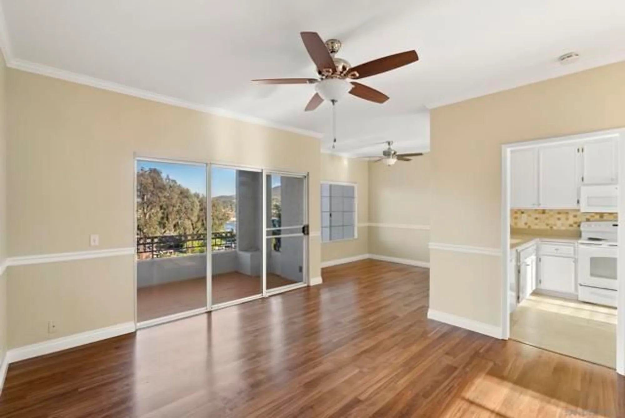 Property Slideshow image 5 of 35 | 1636 via caminar, San Marcos, CA, 92078