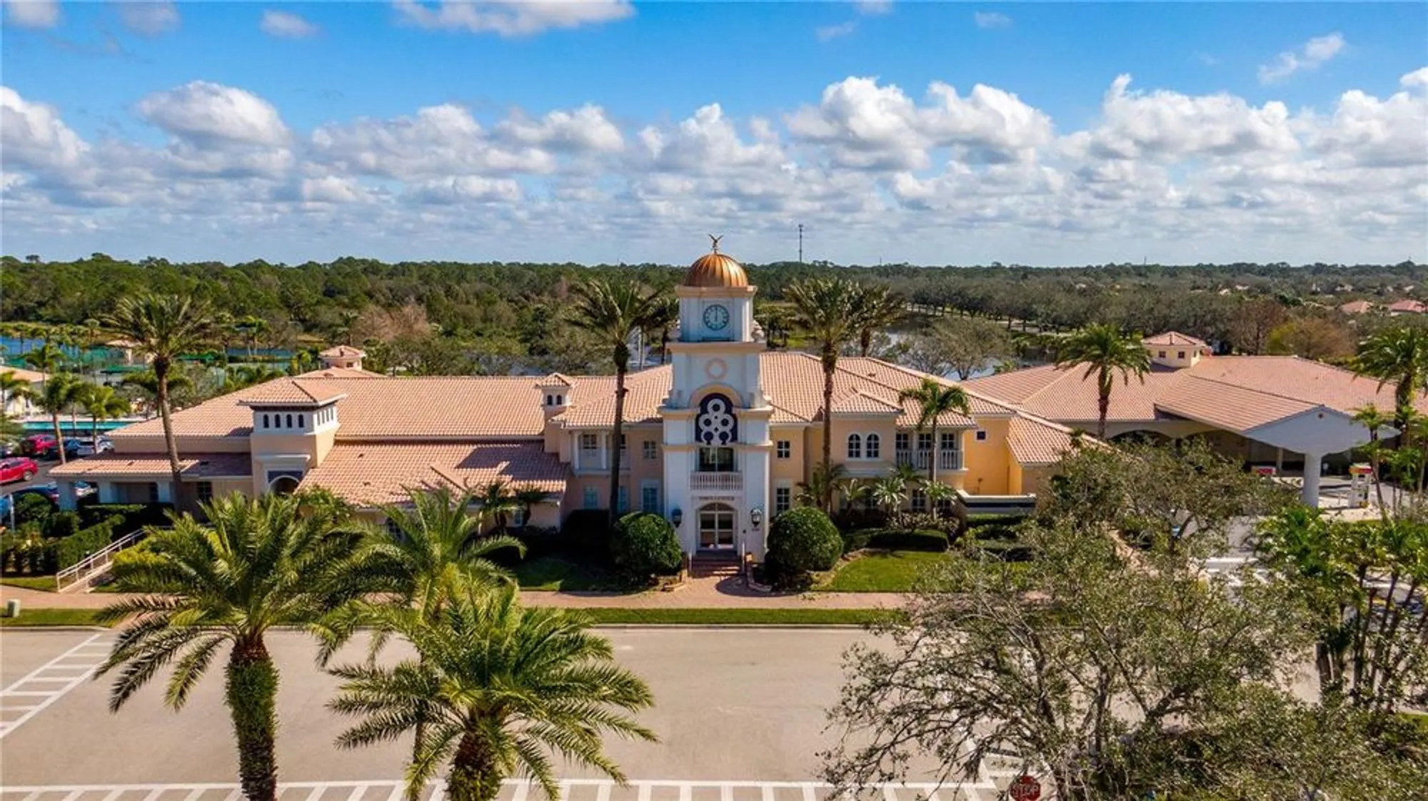 Property Slideshow image 41 of 62 | 5791 girona pl, Sarasota, FL, 34238