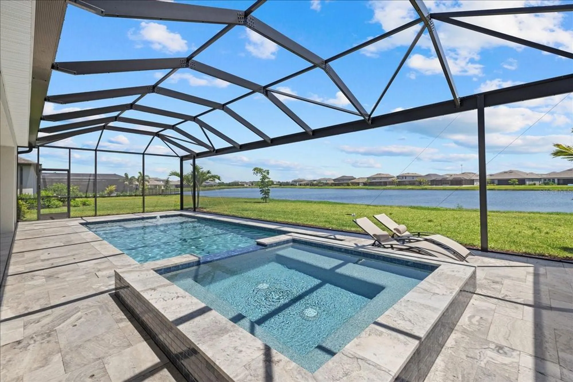 Property Slideshow image 2 of 52 | 4423 pond brook ct, Bradenton, FL, 34211