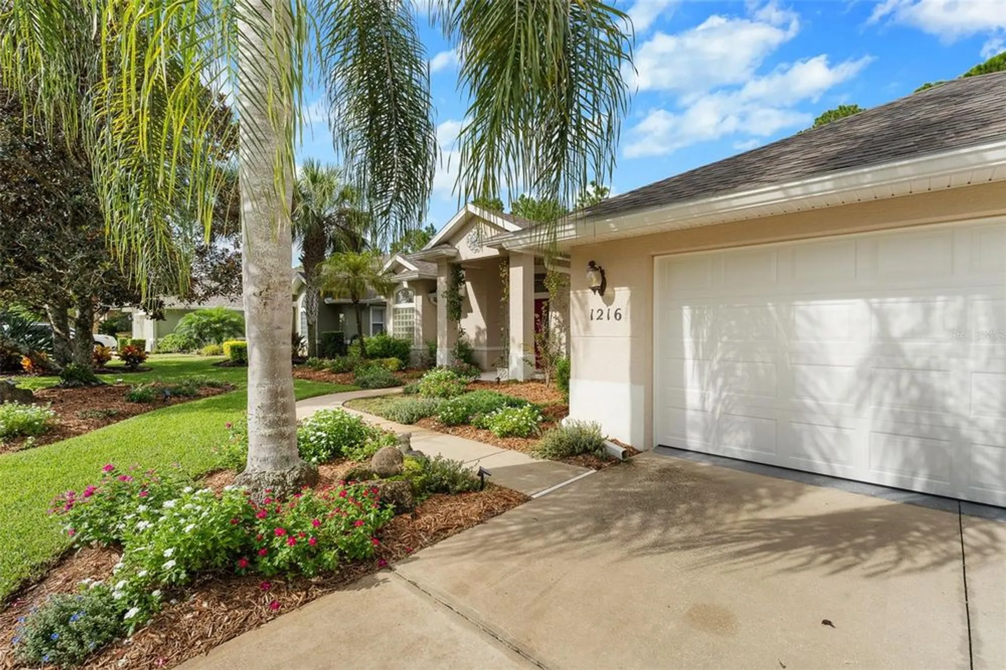 Property Slideshow image 2 of 80 | 1216 hampstead ln, Ormond Beach, FL, 32174