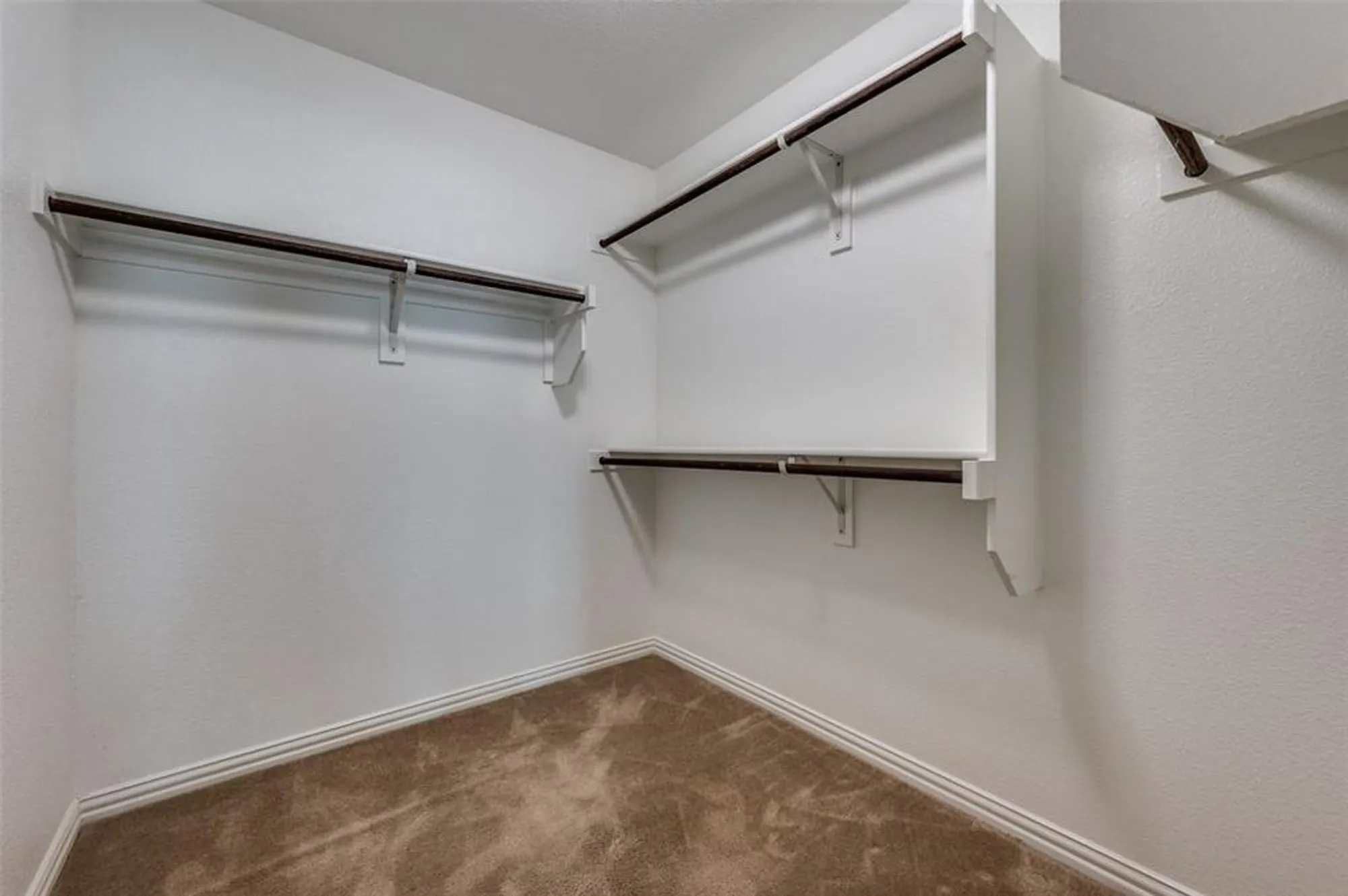 Property Slideshow image 15 of 21 | 7609 heritage dr, Aubrey, TX, 76227