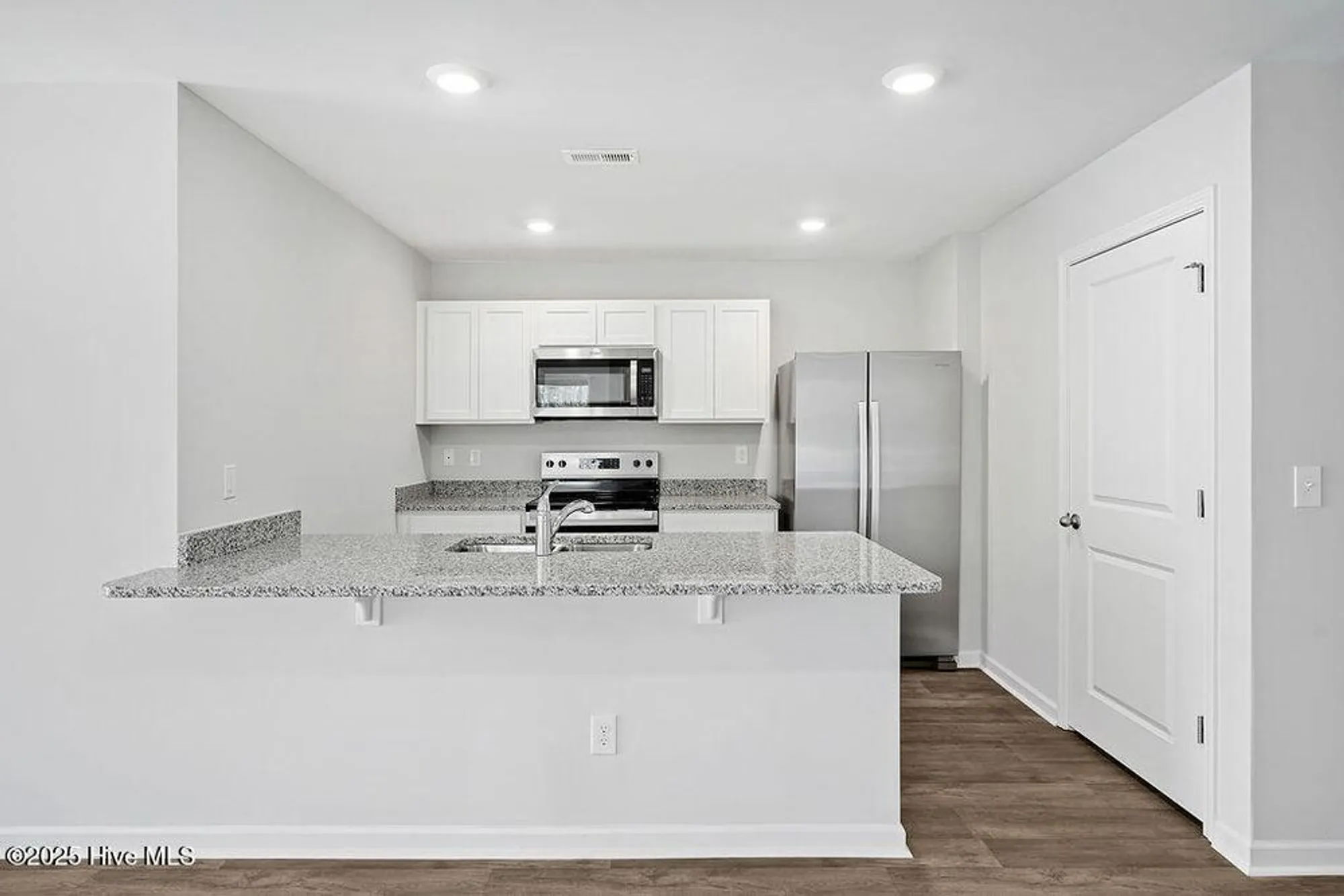 Property Slideshow image 5 of 55 | 2191 sweetspire st unit 2074, Leland, NC, 28451