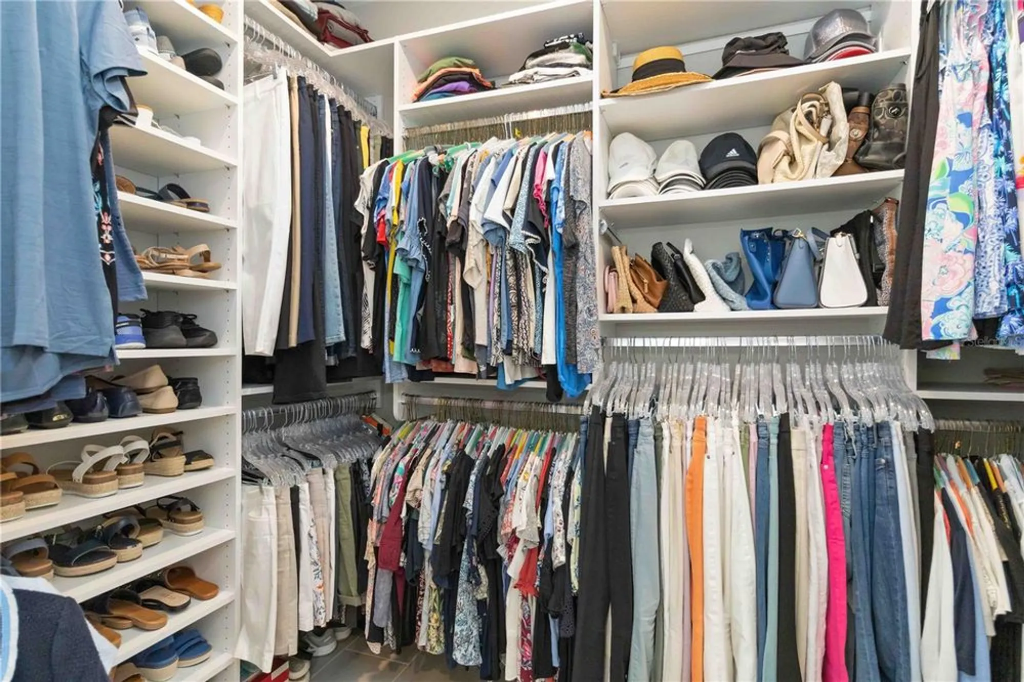 Property Slideshow image 32 of 79 | 7758 summerland cv, Bradenton, FL, 34202