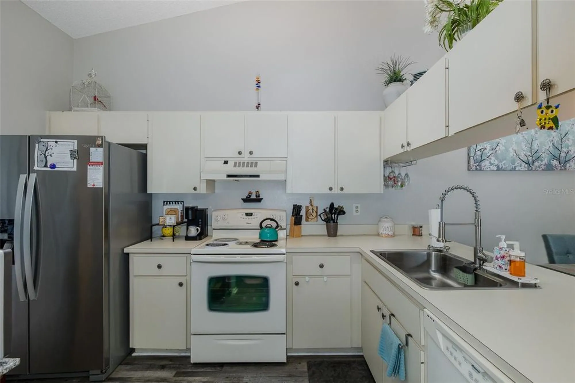 Property Slideshow image 13 of 47 | 6505 remus dr, New Port Richey, FL, 34653