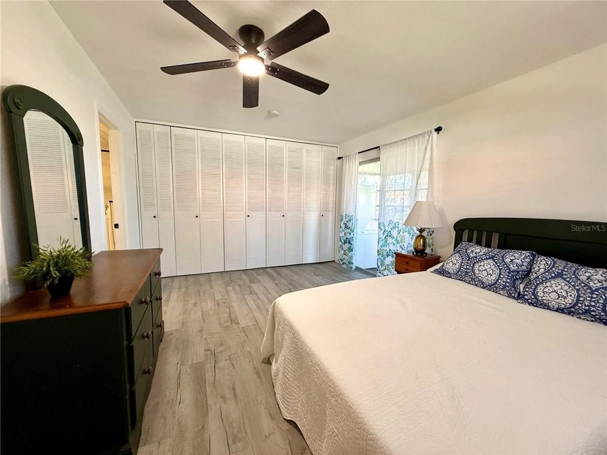 Property Slideshow image 18 of 28 | 1802 bedford ln 7, Sun City Center, FL, 33573