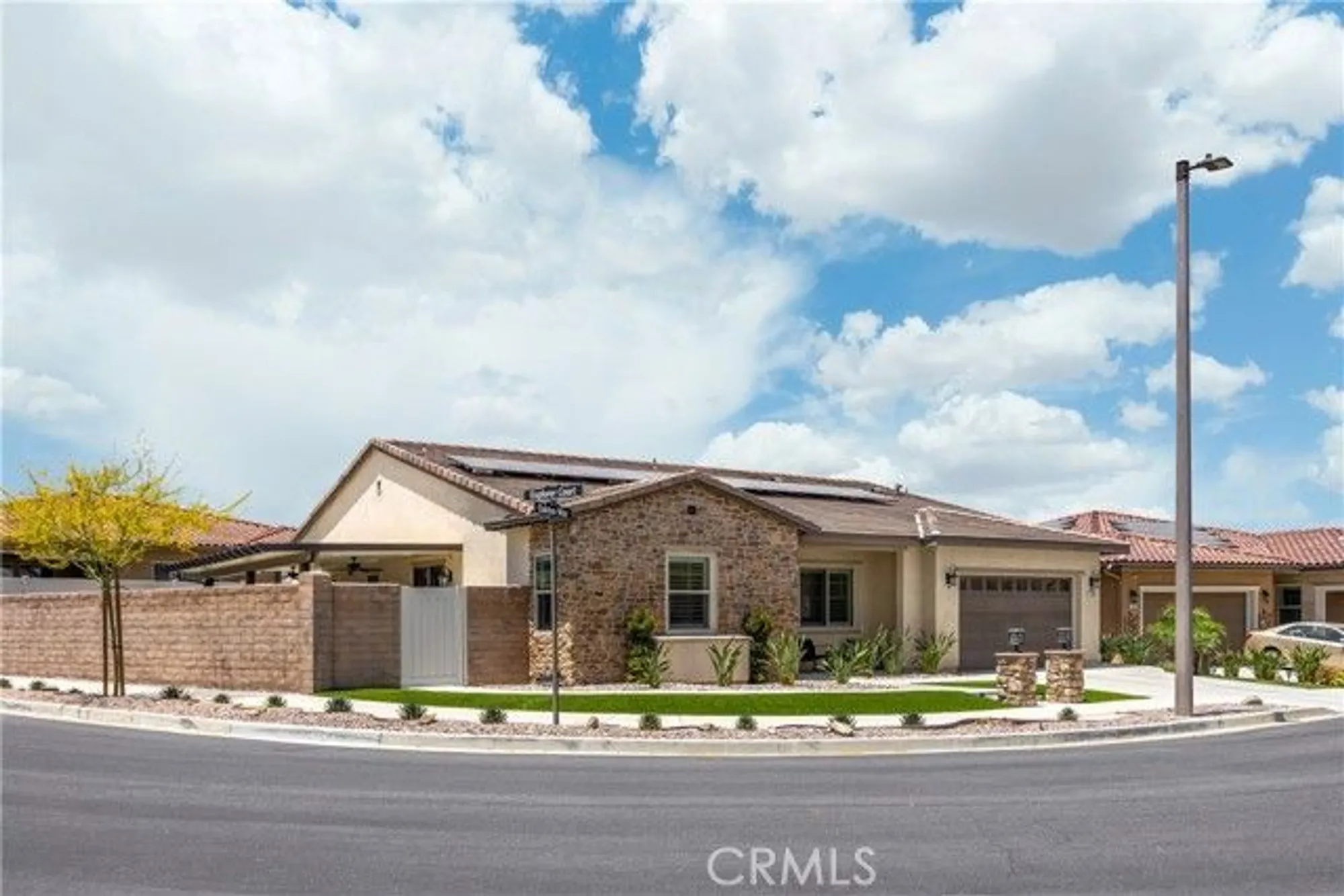 Property Slideshow image 4 of 68 | 11638 oakton way, Corona, CA, 92883