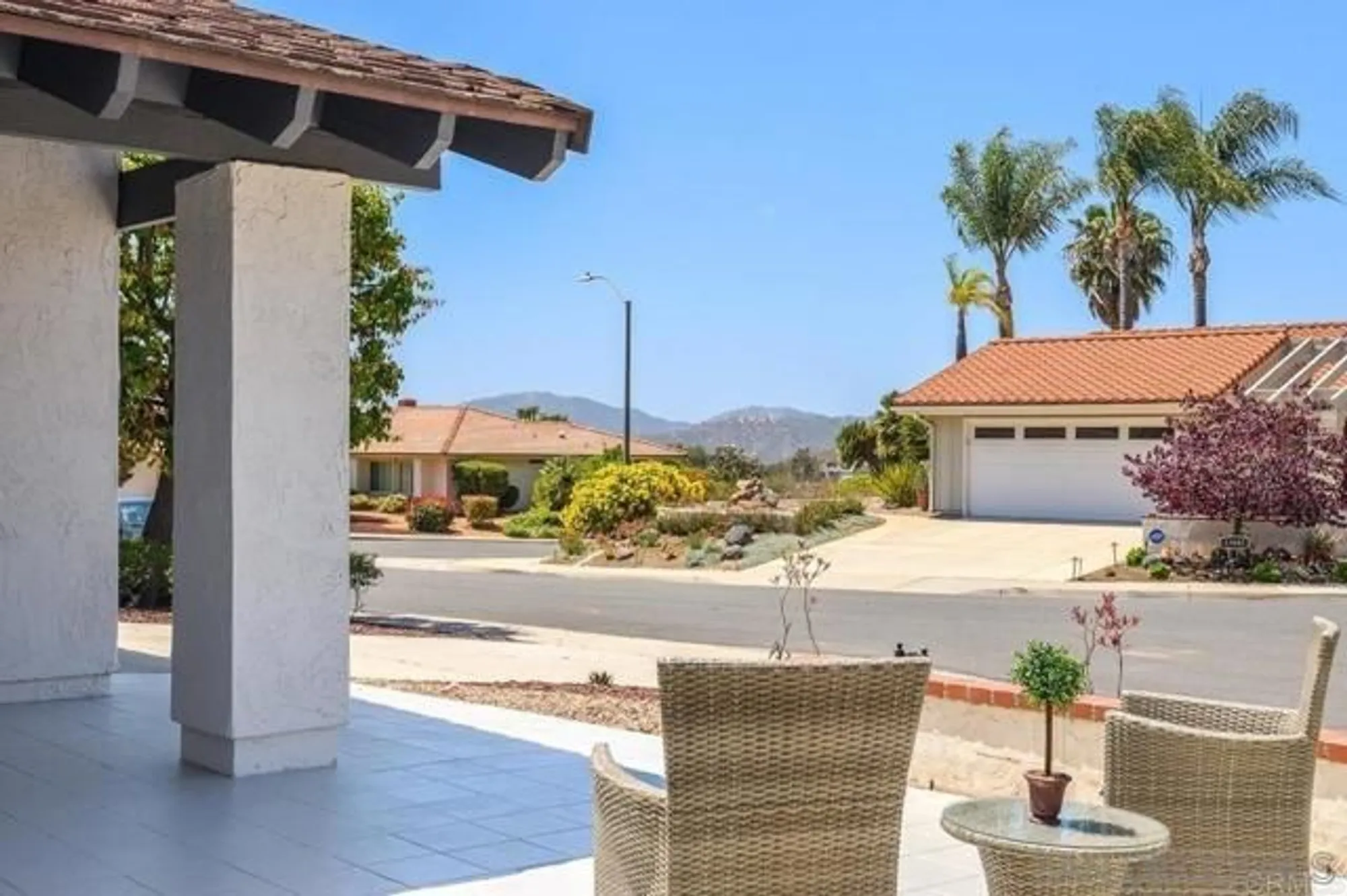 Property Slideshow image 6 of 48 | 12687 senda acantilada, San Diego, CA, 92128