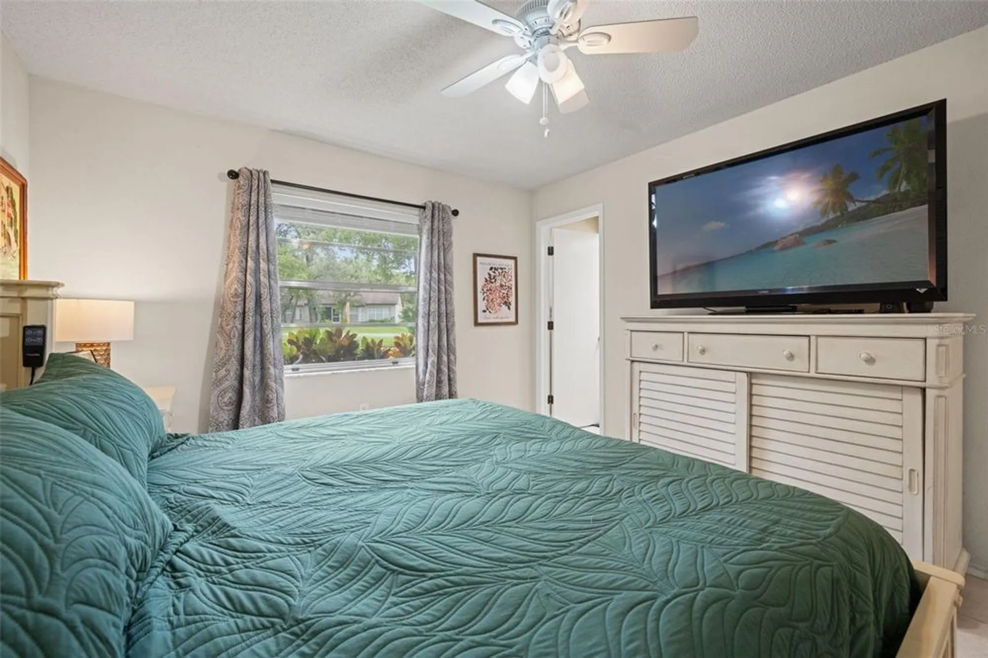 Property Slideshow image 10 of 47 | 2341 masters ct, Spring Hill, FL, 34606
