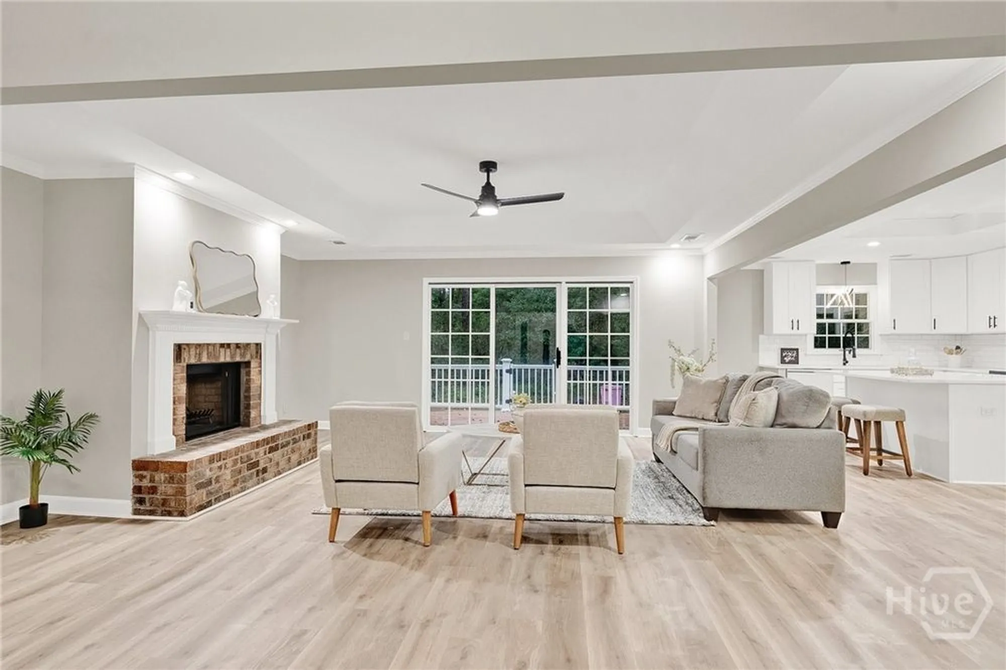 Property Slideshow image 5 of 54 | 5 fletcher ln, Savannah, GA, 31411