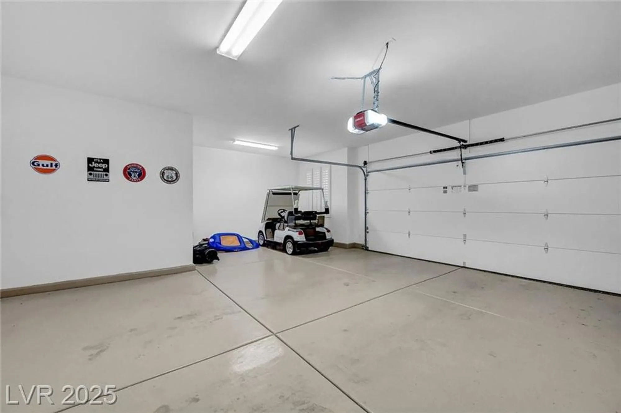 Property Slideshow image 49 of 60 | 2343 hardin ridge dr, Henderson, NV, 89052