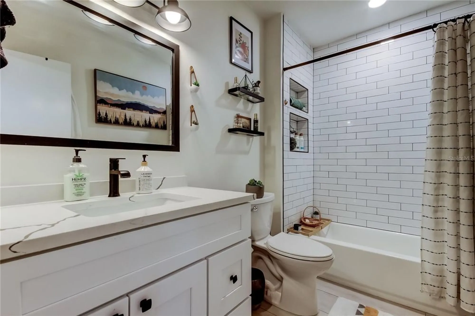 Property Slideshow image 23 of 66 | 2170 americus blvd 64, Clearwater, FL, 33763