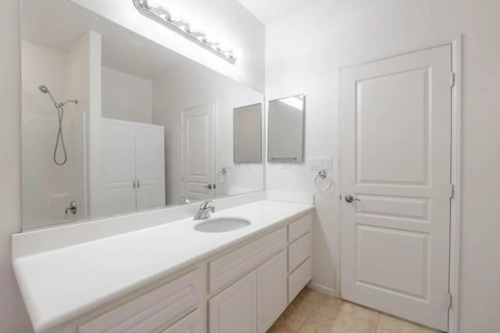 Property Slideshow image 19 of 47 | 1645 beaver crk a, Beaumont, CA, 92223