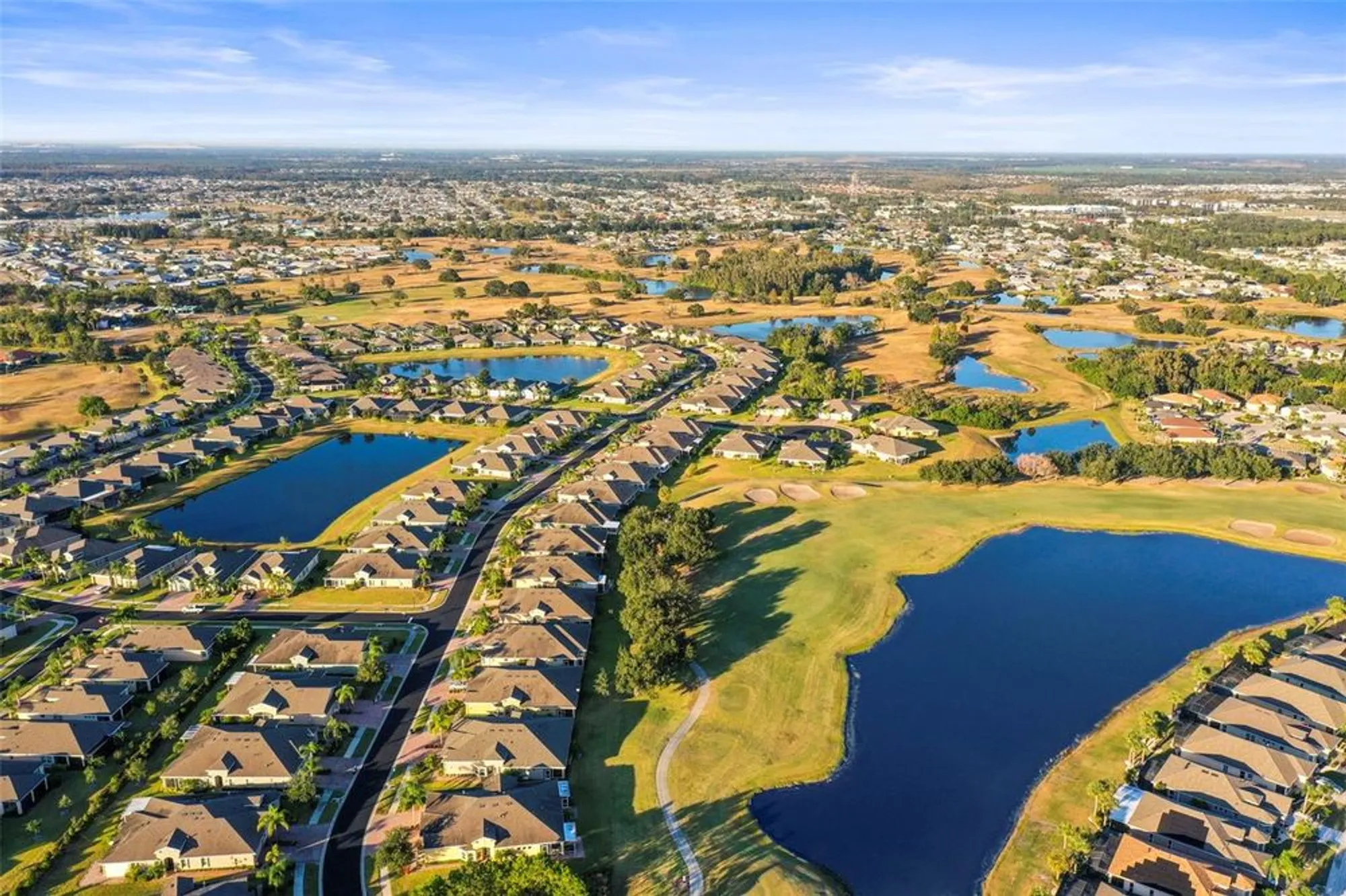 Property Slideshow image 67 of 71 | 718 chipper dr, Sun City Center, FL, 33573