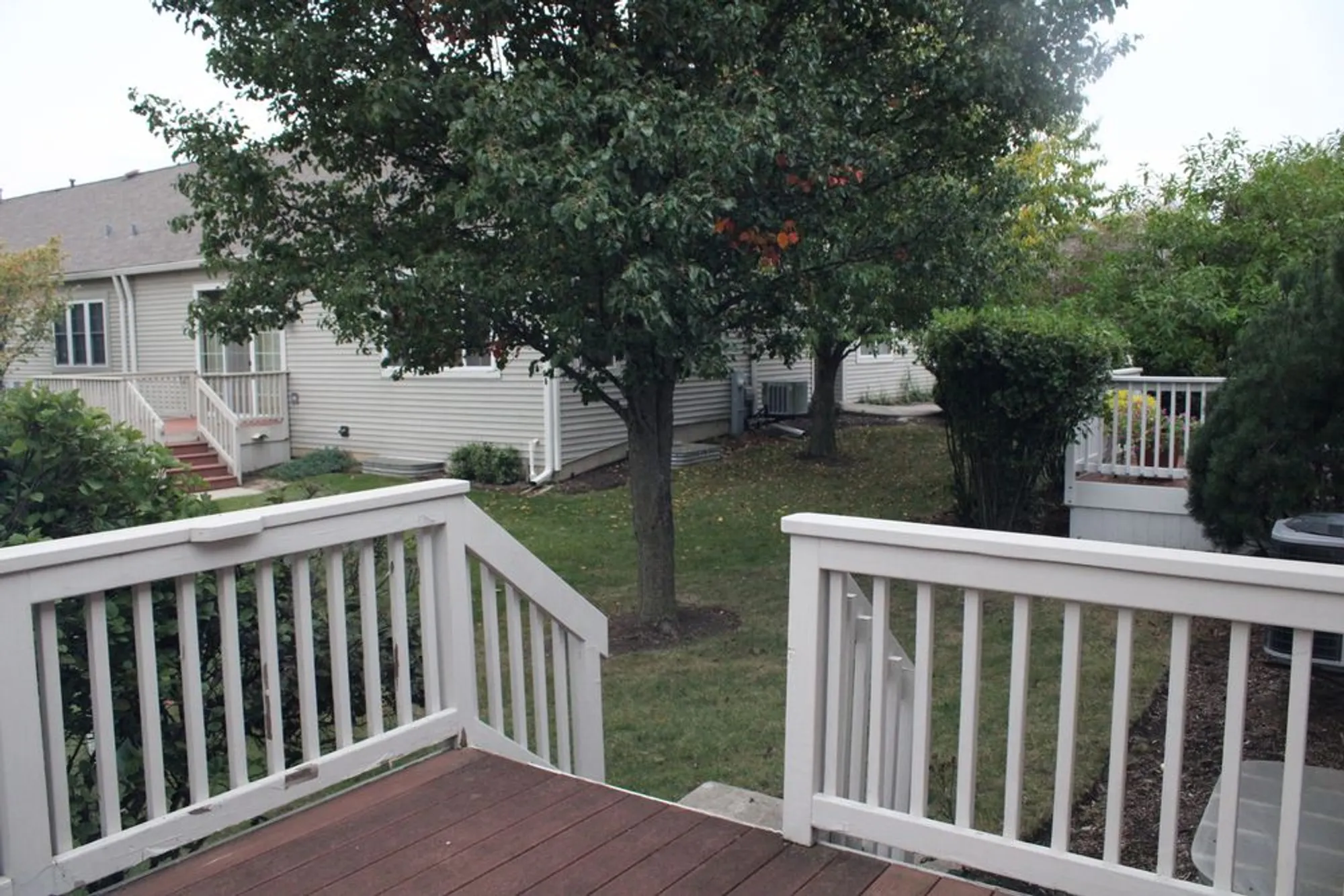 Property Slideshow image 18 of 19 | 1622 captiva dr, Aurora, IL, 60504
