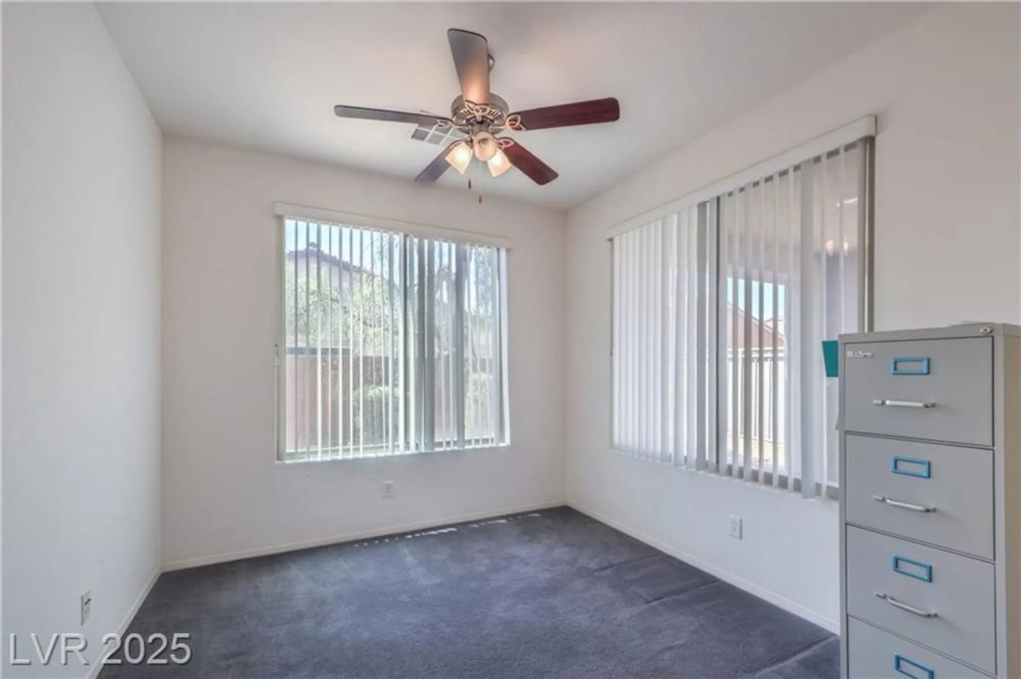 Property Slideshow image 23 of 41 | 3813 jasmine heights ave, North Las Vegas, NV, 89081