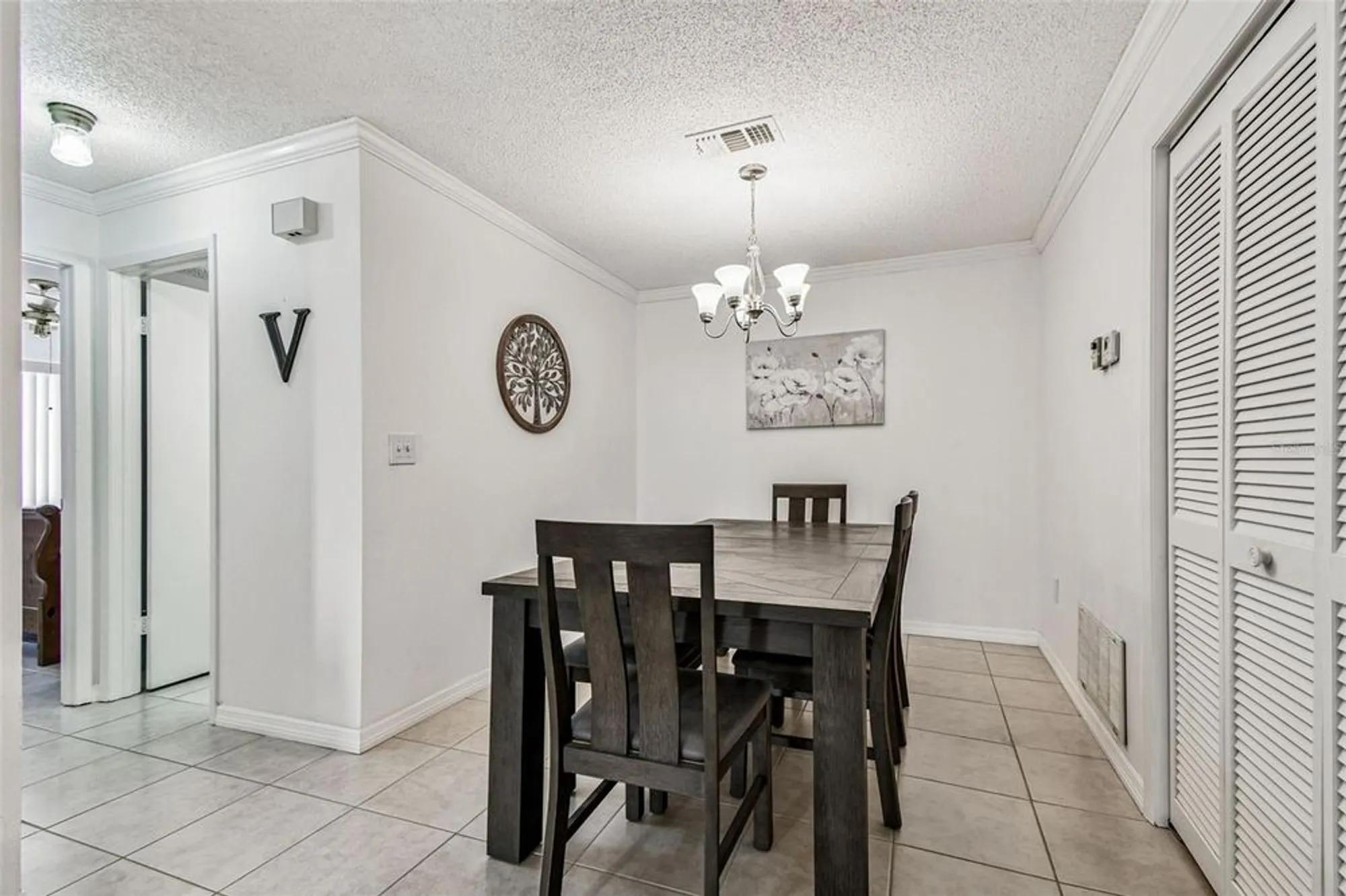 Property Slideshow image 13 of 41 | 4423 pelorus dr b, New Port Richey, FL, 34652