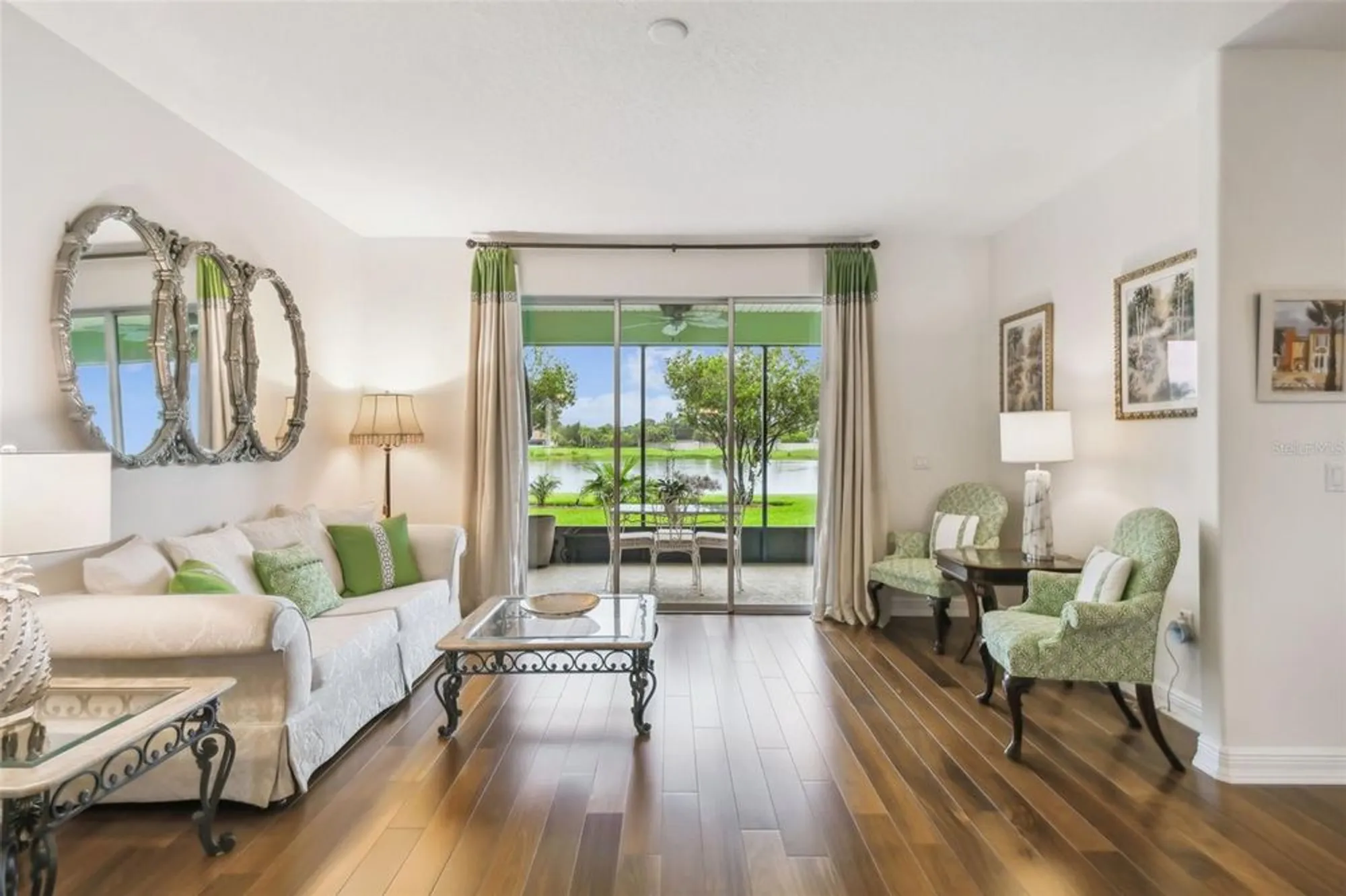 Property Slideshow image 16 of 93 | 525 genoa dr, Kissimmee, FL, 34759