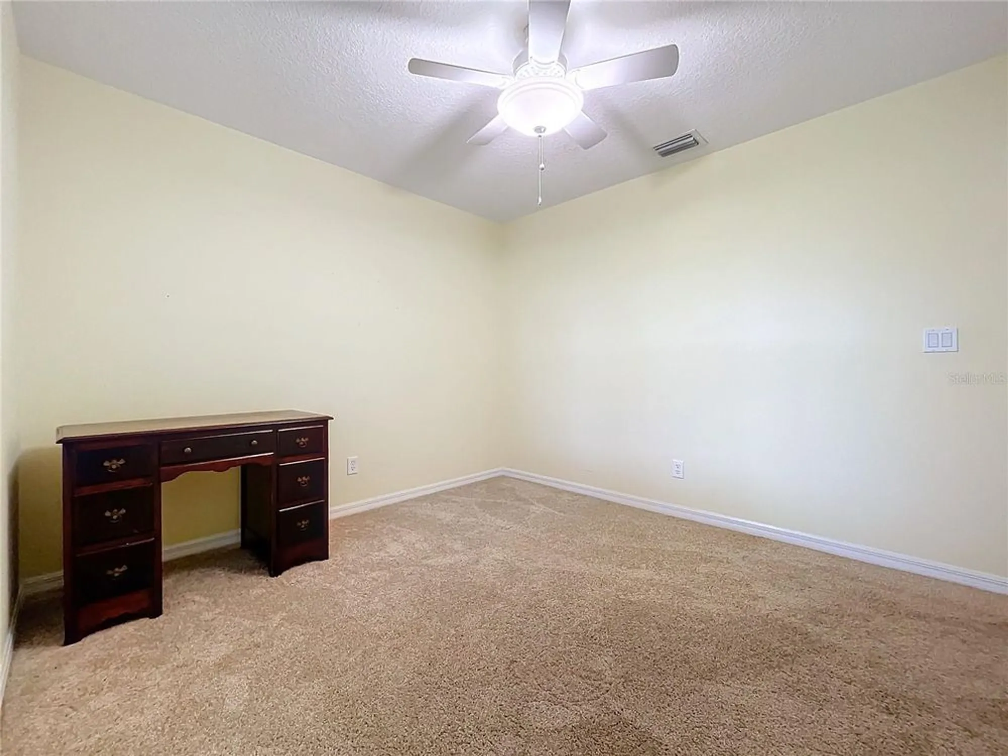 Property Slideshow image 39 of 60 | 5430 sir churchill dr, Leesburg, FL, 34748