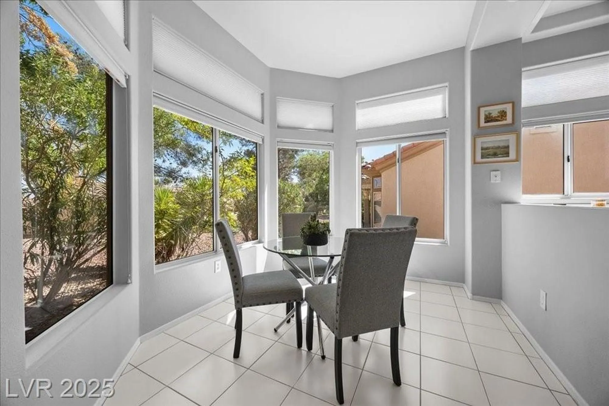 Property Slideshow image 20 of 33 | 9352 villa ridge dr, Las Vegas, NV, 89134